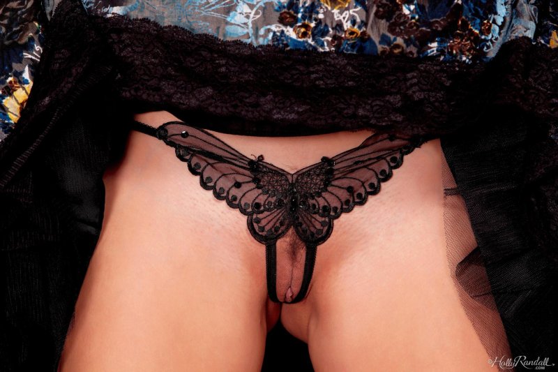 Panties with open crotch