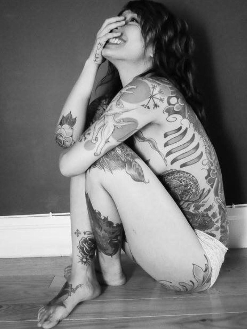 Girls with tattoos