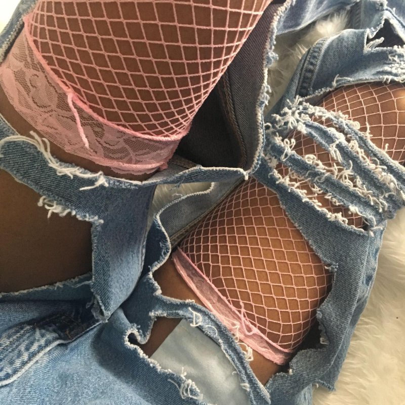 Pantyhose grid
