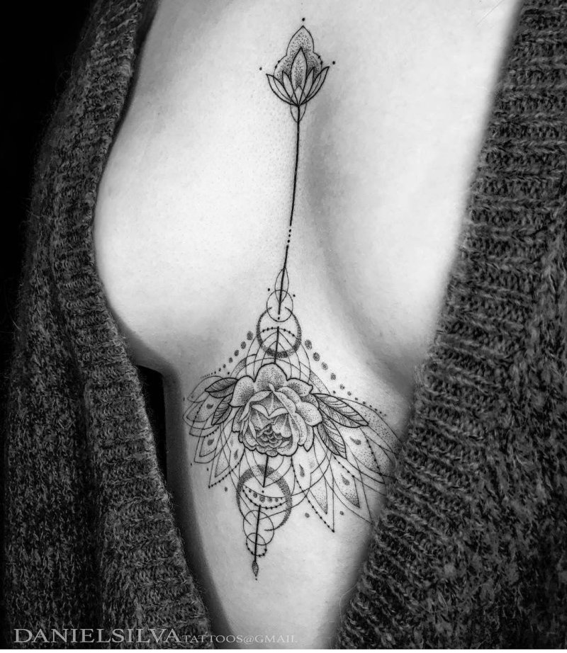 Tattoo between the sternum of girls