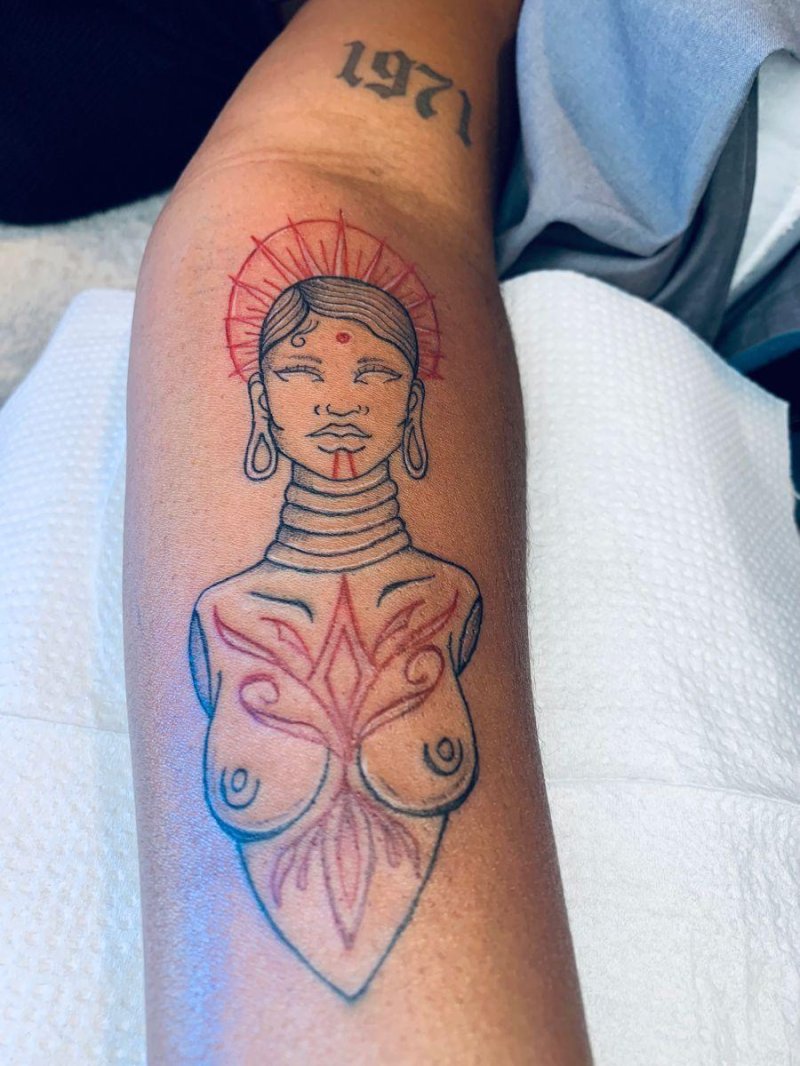 Tattoo woman