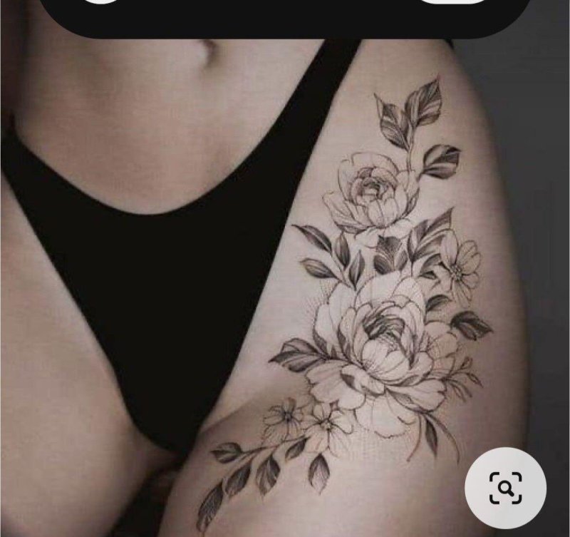 Tattoo on the thigh