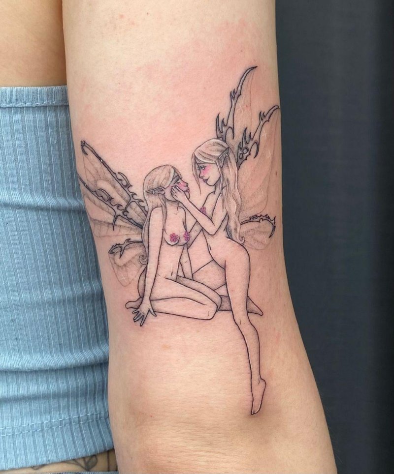 The tattoo is paired