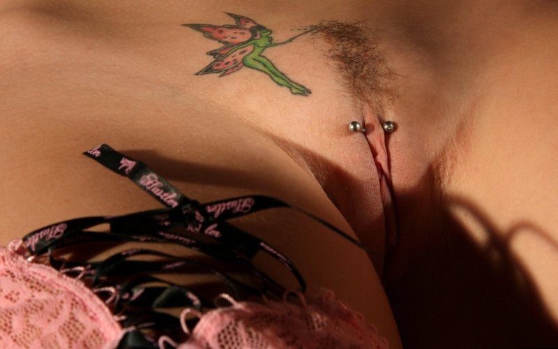 Intimate places among girls