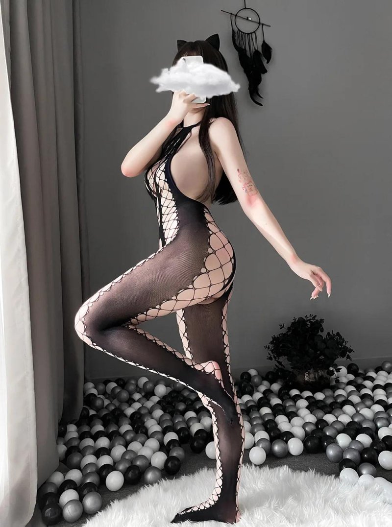 Erotic costume net