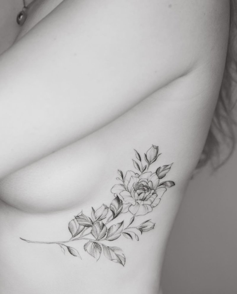 Tattoo for girls on the ribs