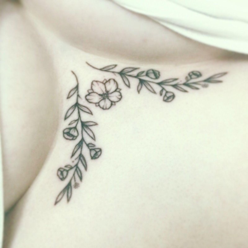 Sketches of tattoos for girls on a collar