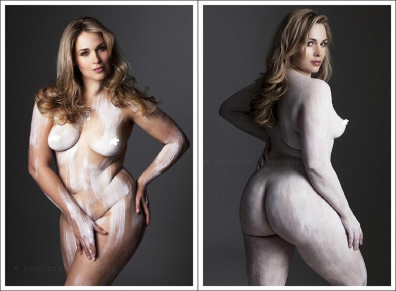Plus saz naked