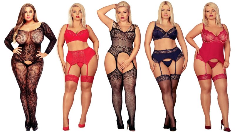 Erotic linen for full women