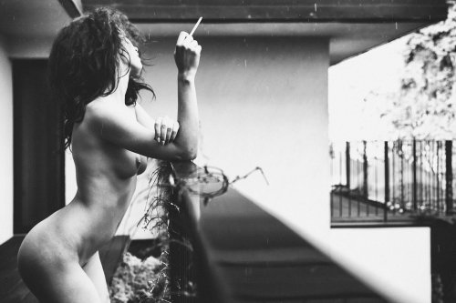 Girl smokes erotic