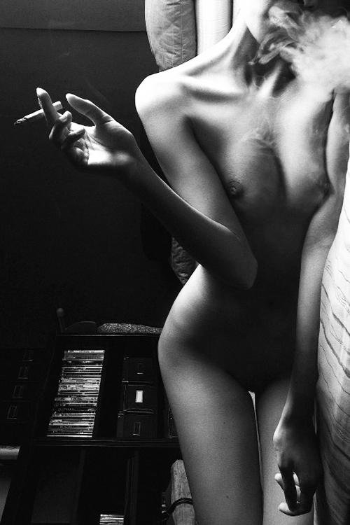 Girl smokes erotic