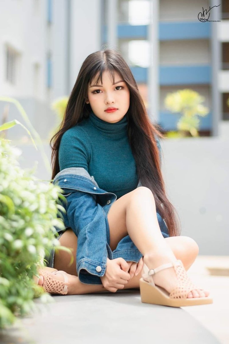 Beautiful Asian girl
