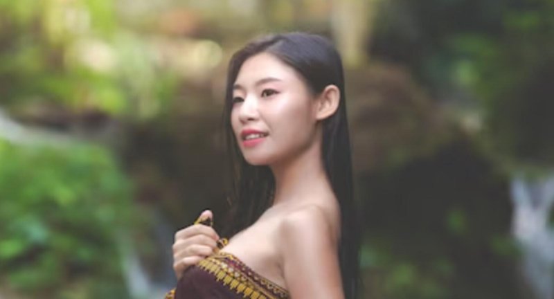 Beautiful Thai girls