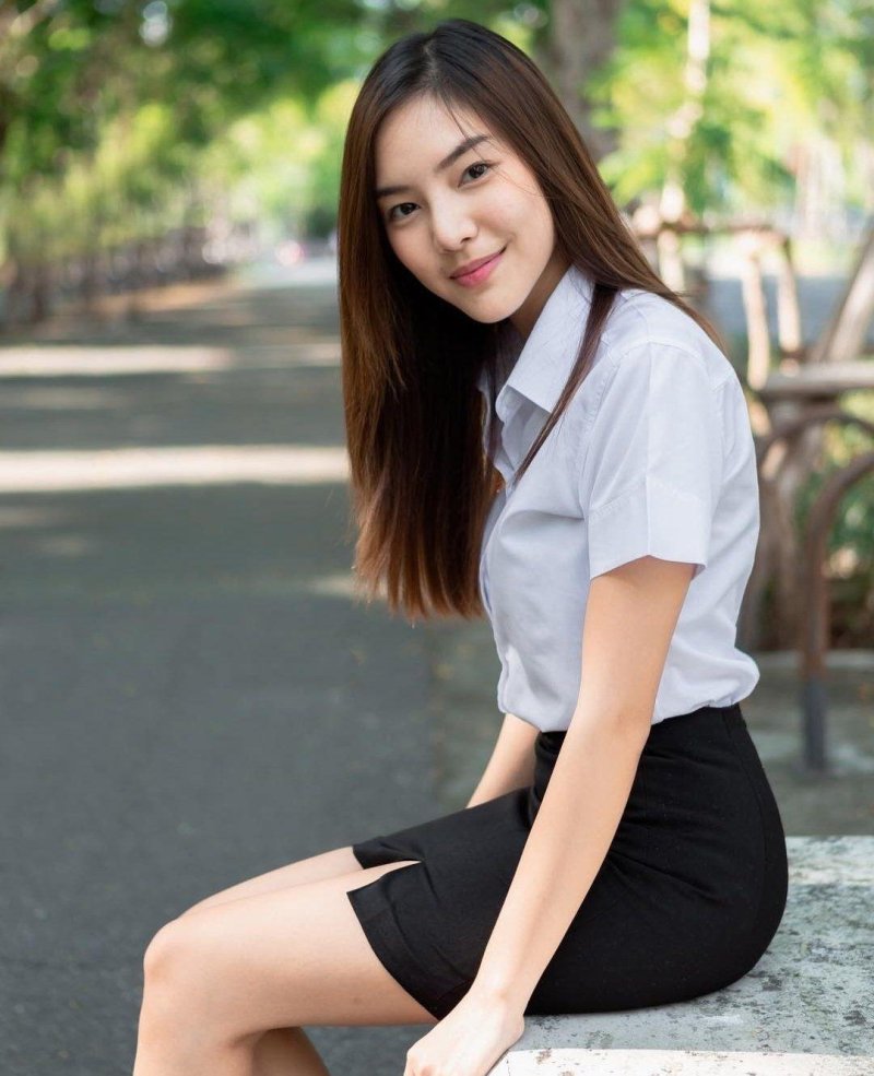 Beautiful Asian girl