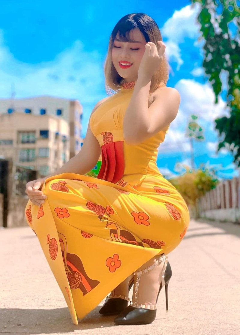 Girl with a waist