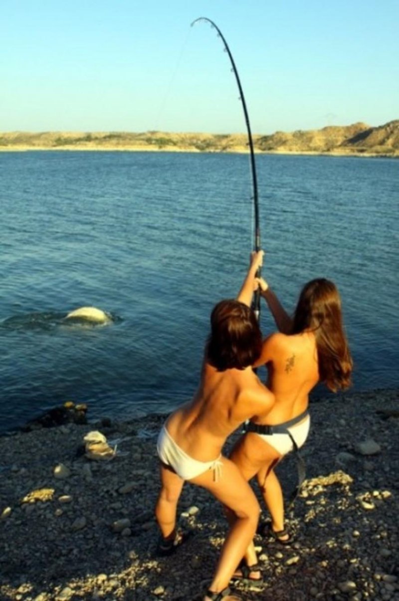Naked girls on fishing