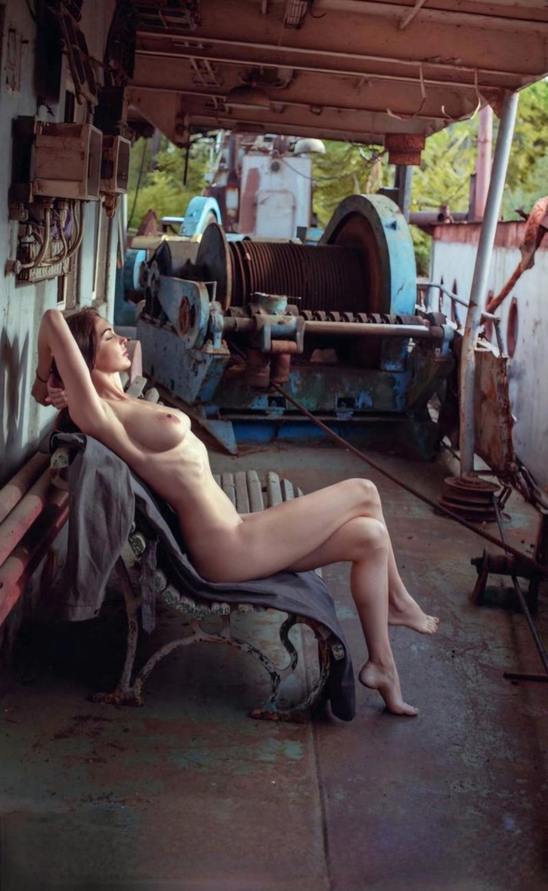 Photographer David Dubnitsky Nude