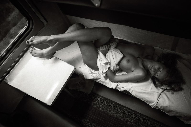 Beautiful girl on the nude train