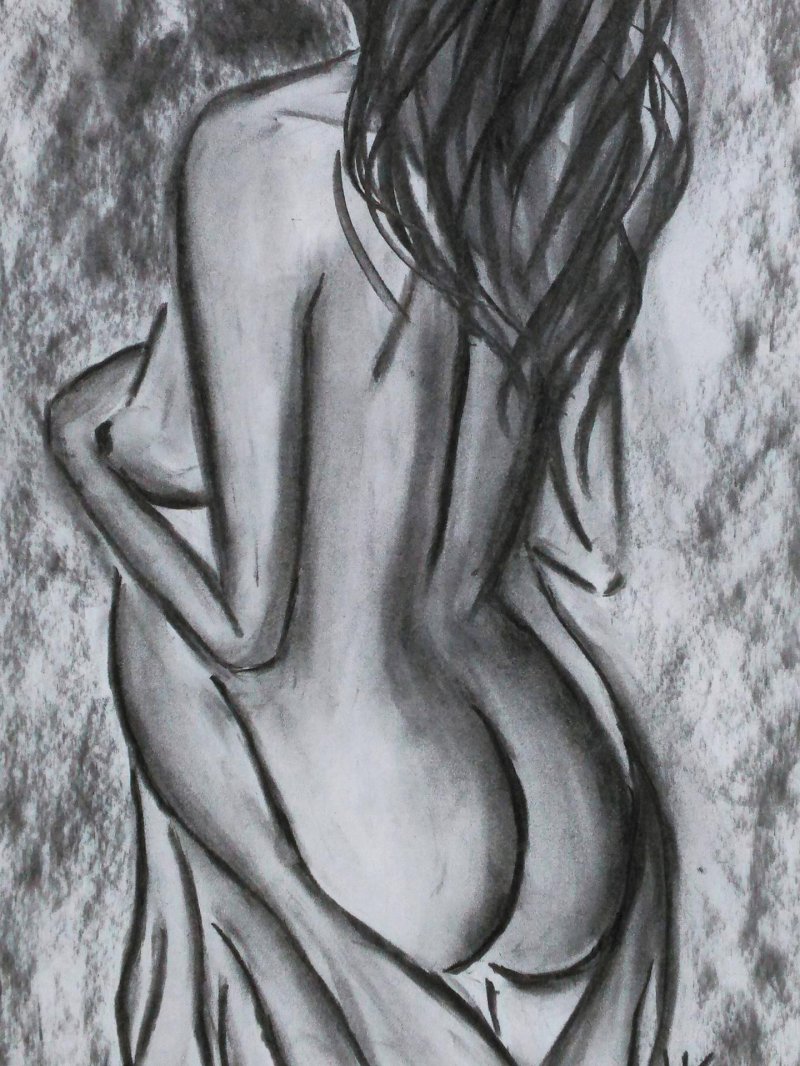 Drawings of naked girls with a pencil