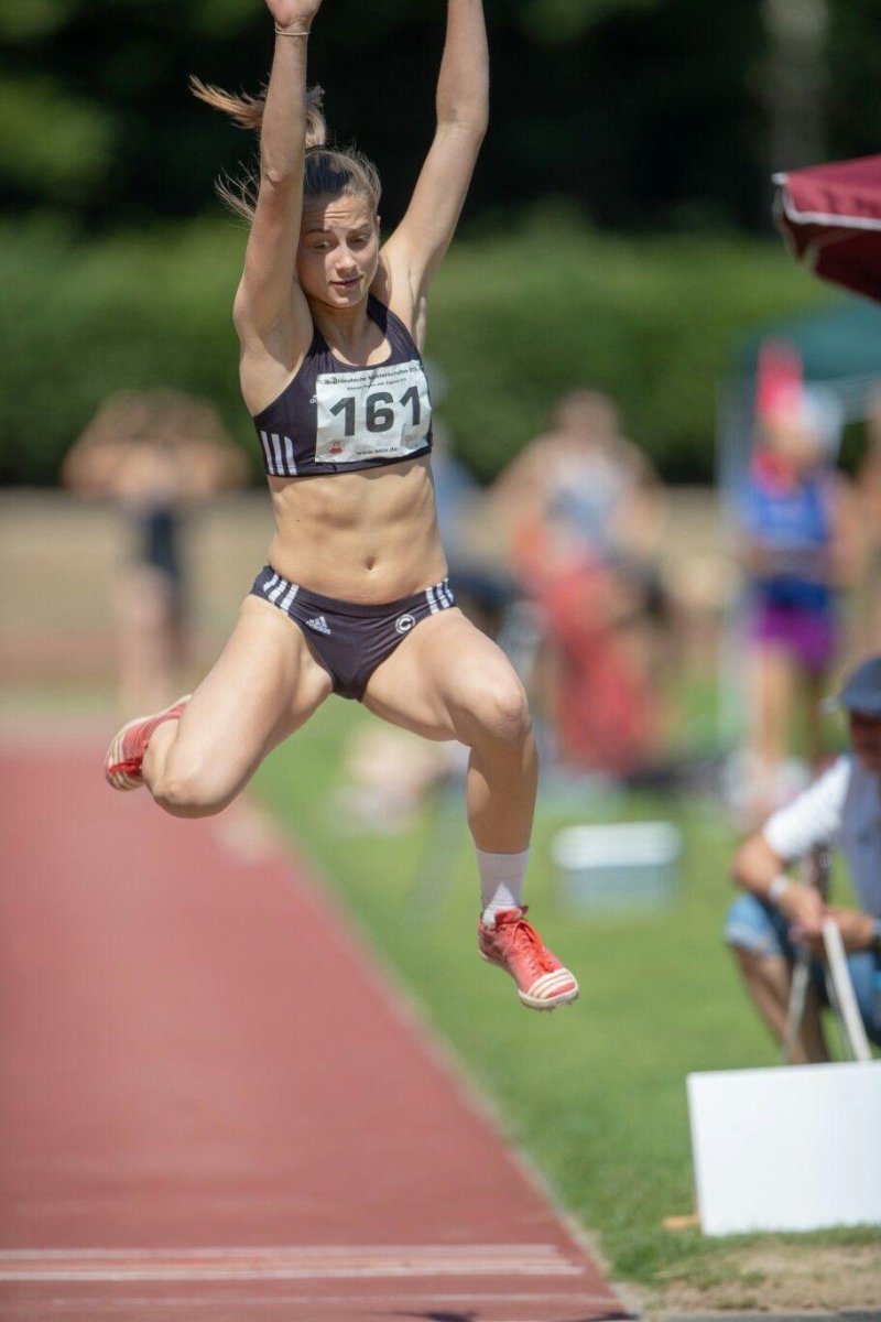 Nina Djordjevic Athletics