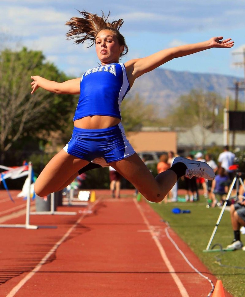 Light athletics jumping