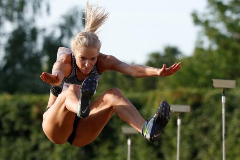 Daria Klina Light athletics
