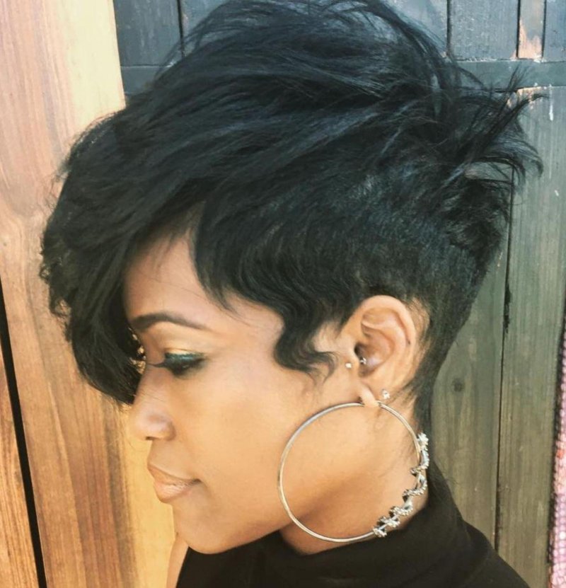Short hairstyles for women