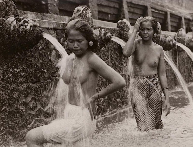 Naked women