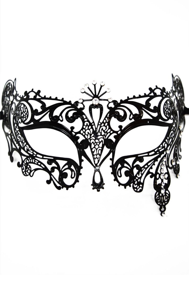 Openwork mask