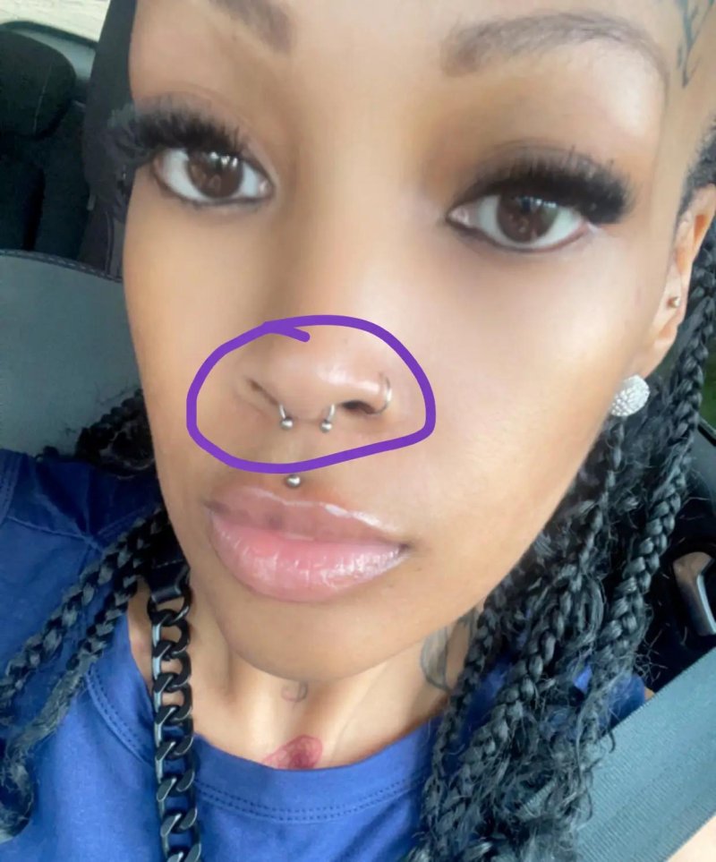 Double nose piercing