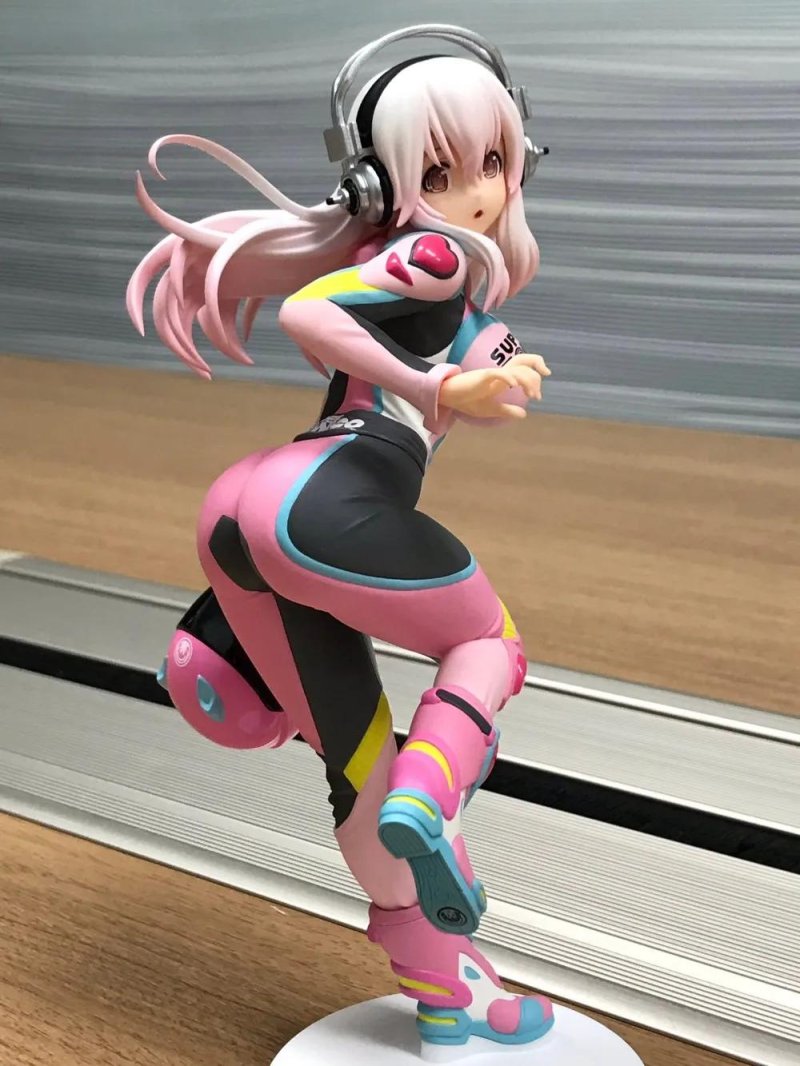 Sonico Furyu Bunny Ver Figure