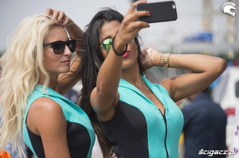 Photos of girls