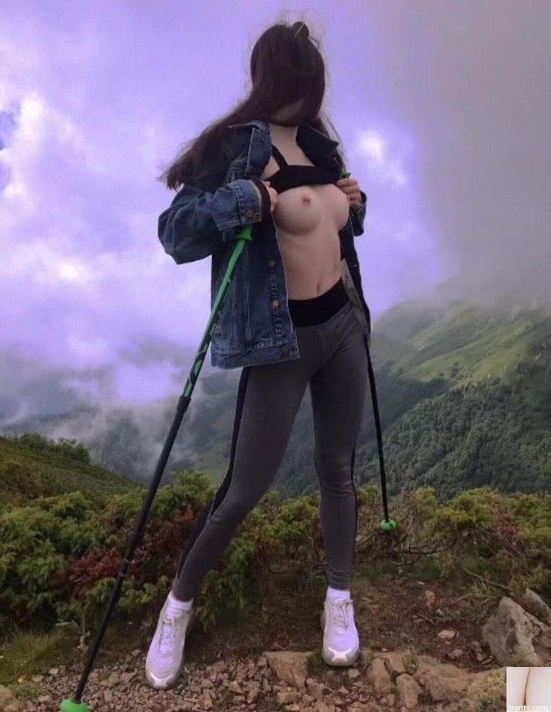 Foot tourism