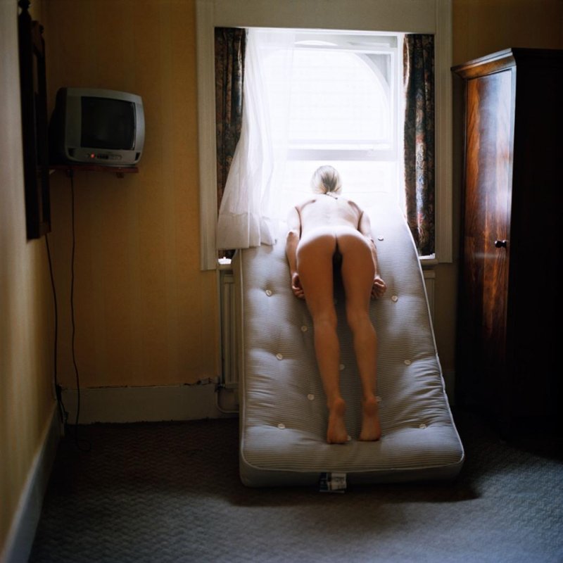 Nude photo shoot in a communal apartment