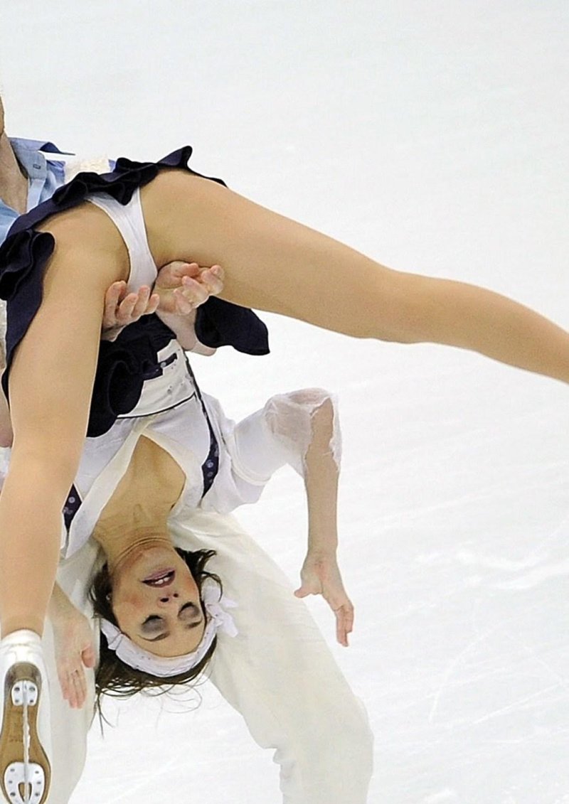 Figure skating light