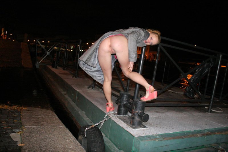Girl Overloil