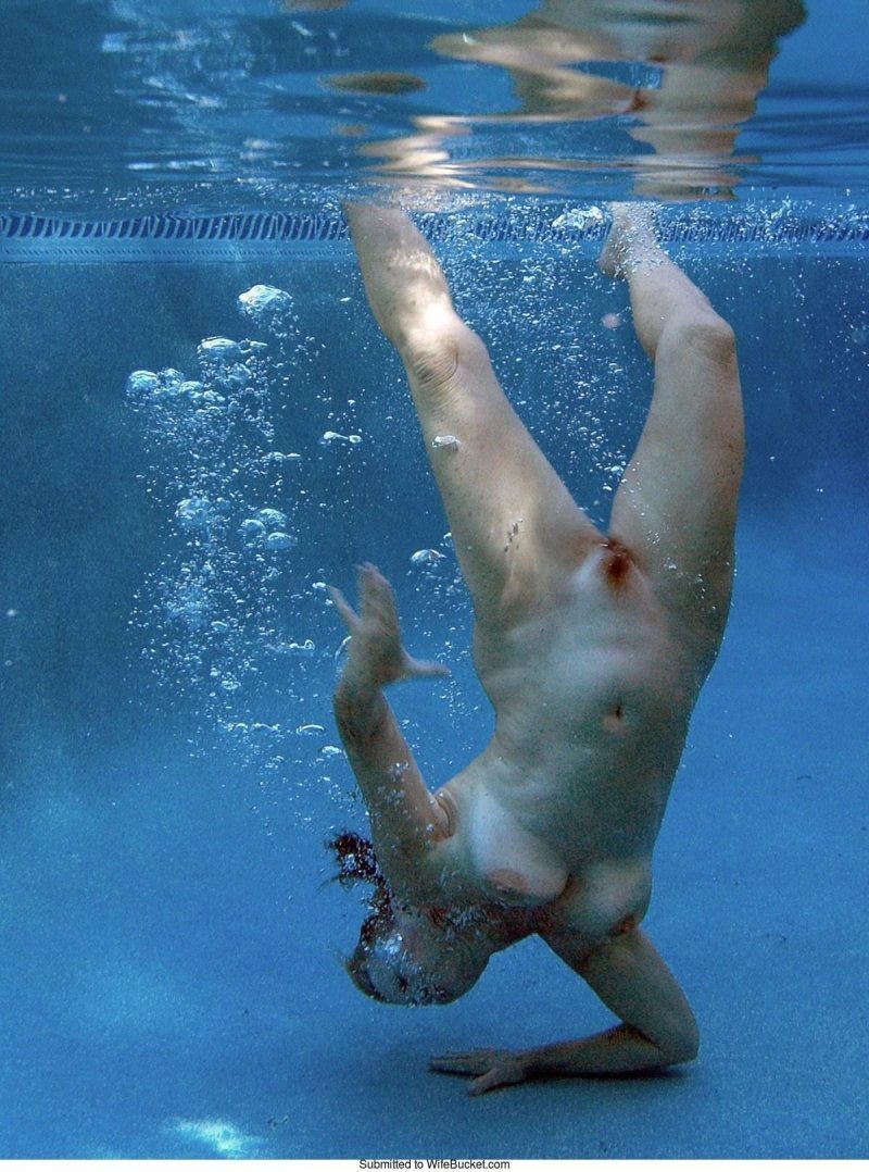 Picture swimming