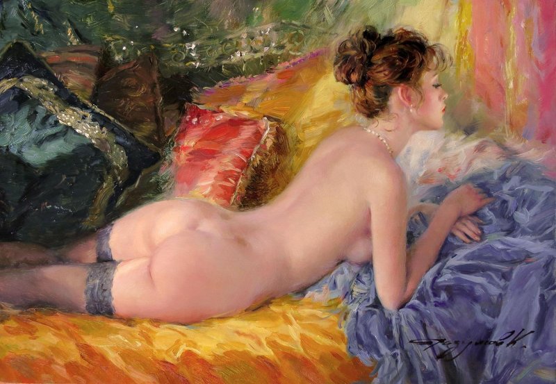 Pictures of naked women