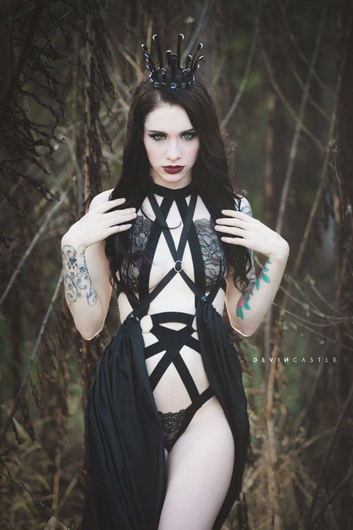 Gothic girl