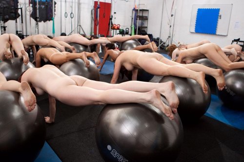 Group Naked Fitness