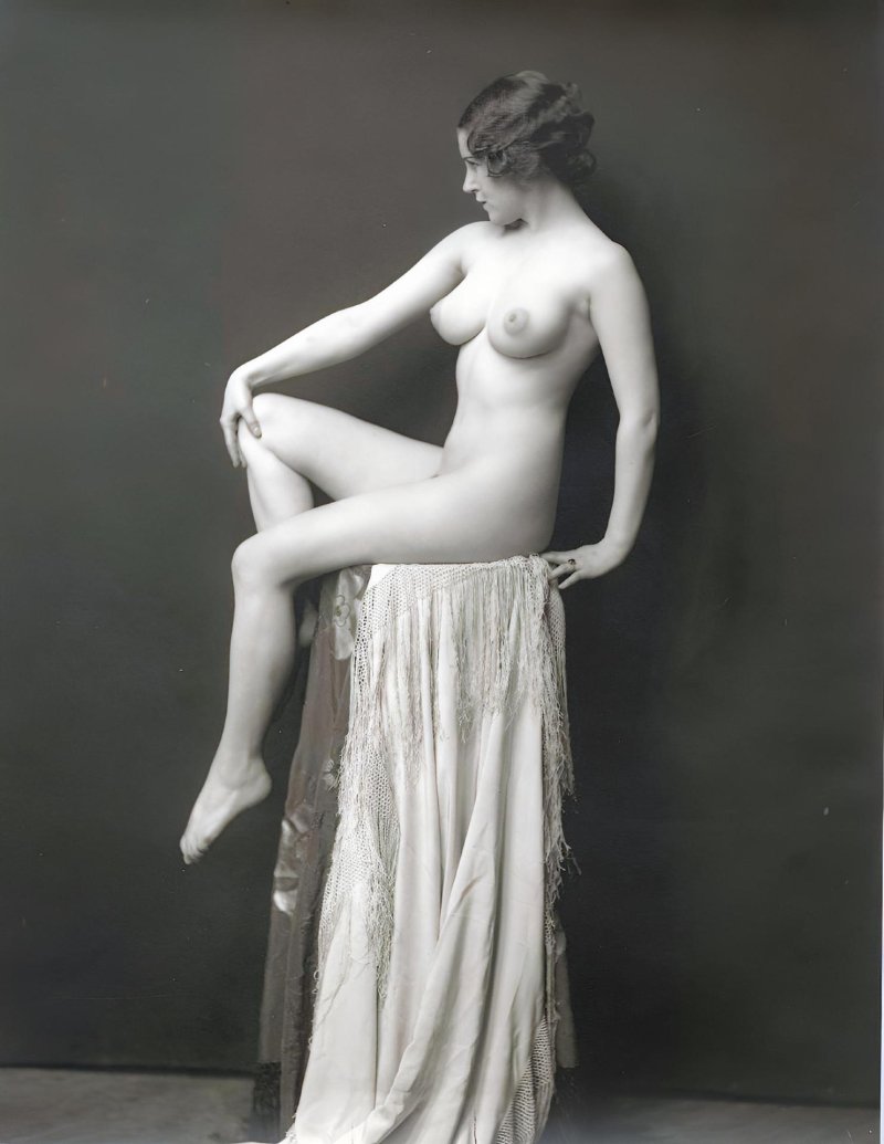 Ziegfeld follies actress Naked
