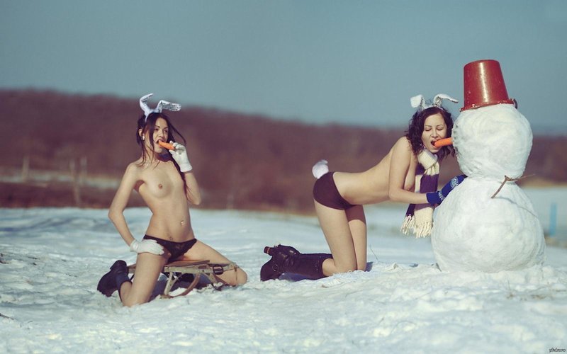 Funny naked girls