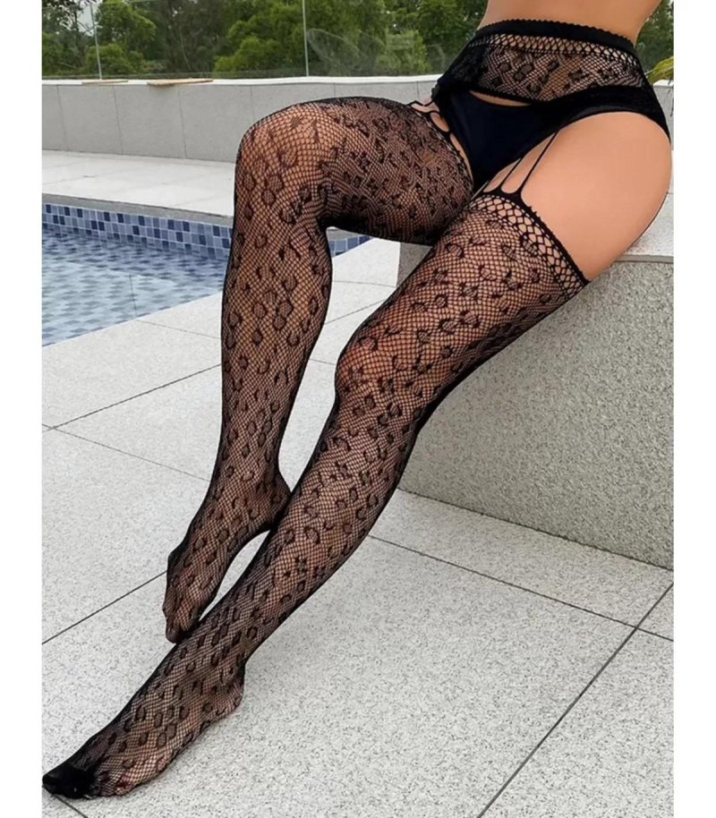 Leopard tights