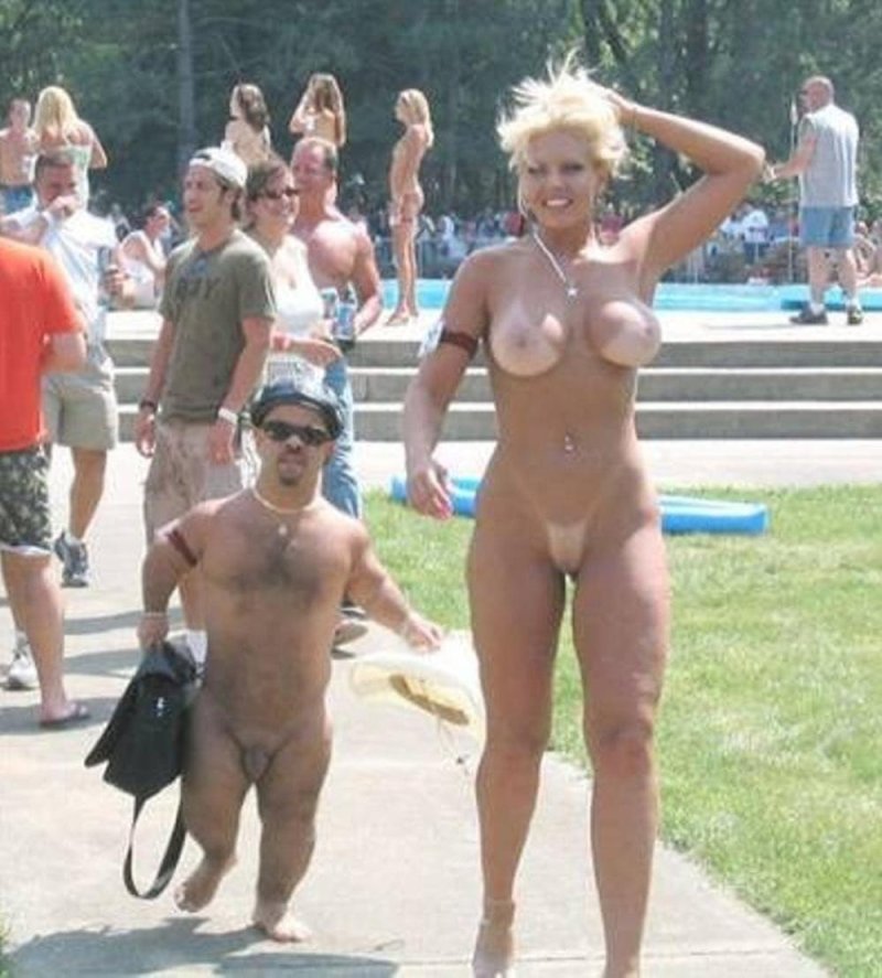 Cool naked aunts