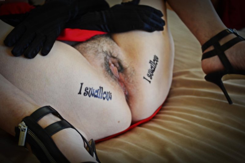 Inscriptions on the body of porn