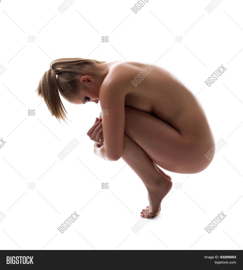 Poses of naked women